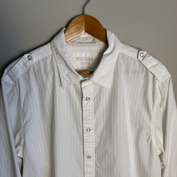 GUESS Men's Jacquard Long‎ Sleeve Snap Up Dress Shirt White XXL Shoulder Strap - Picture 6 of 16